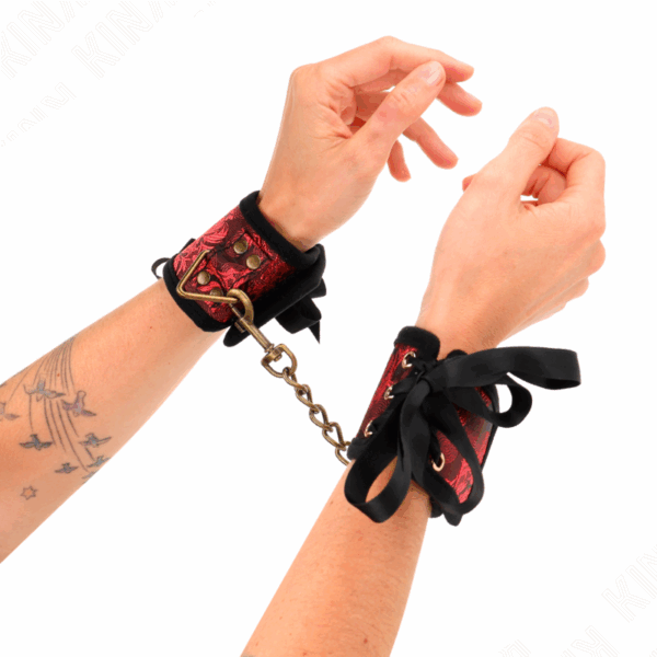 KINK - RESISTENZA DA POLSO SCANDALO DETTAGLI IN PIZZO ROSSO-NERO 24,5 CM X 6,5 CM - immagine 3